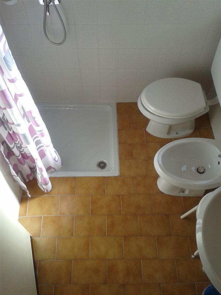 Hotel Rosalpina Riva del Garda Bagian luar foto